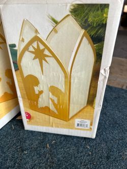 Nativity luminaries metal and glass