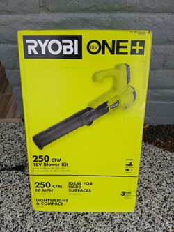 BLOWER RYOBI 18V BATTERY AND CHARGER INCLUDED