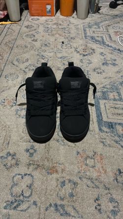 Black Starter Shoes Size: 9