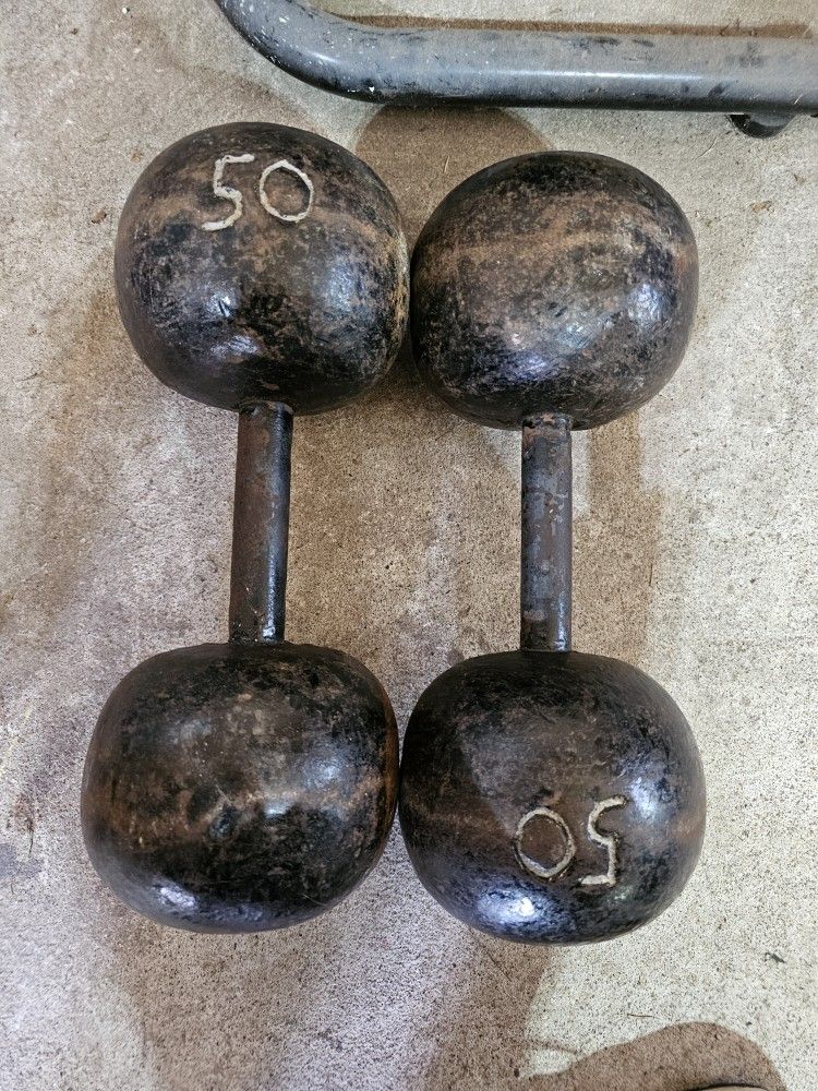 Vintage pair 50lbs Globe Circus old school dumbbells