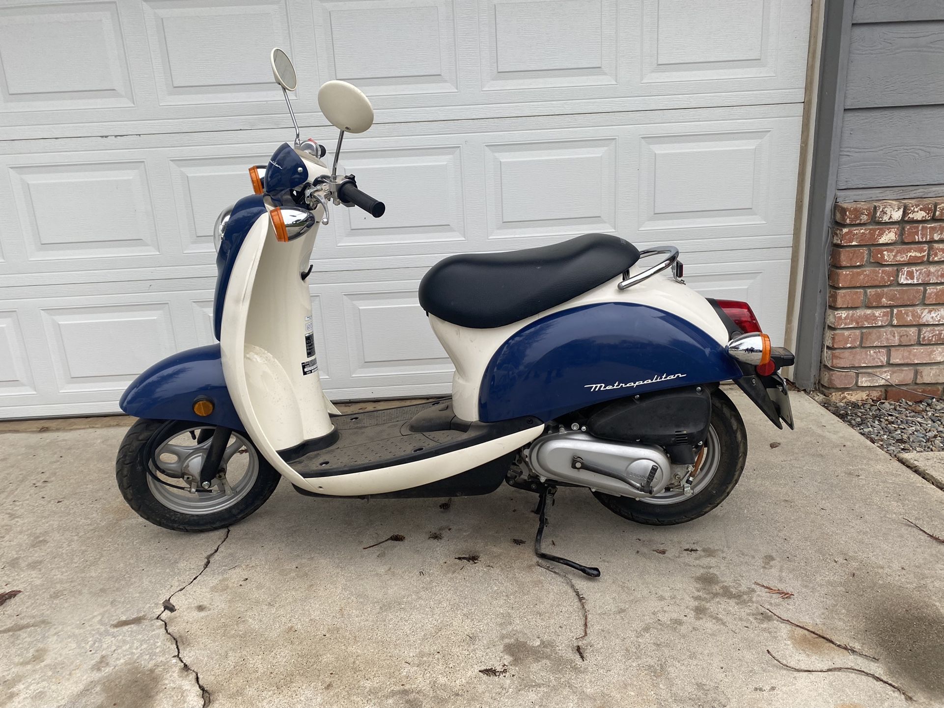 Honda Metropolitan Scooter for Sale in Tulare, CA OfferUp