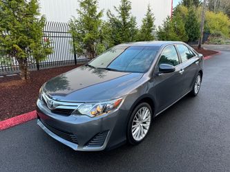 2012 Toyota Camry LE (4-Cyl)