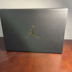 Air Jordan 1 Mid Mens 10.5