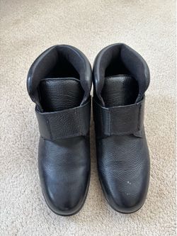 Men’s shoes