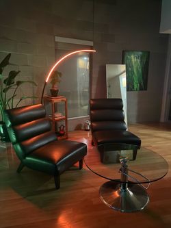 Black leather Lounge chairs