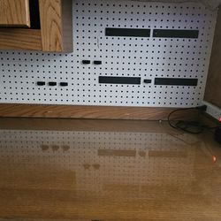 White Clad Solid Oak Desk with Hutch – Simmons Hardware Co.