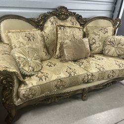sofa set big & sofa small….2 pieces with the pillows