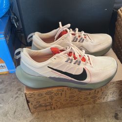 Nike Juniper Trail