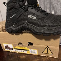 Keen Men’s Black Utility Boot 10.5