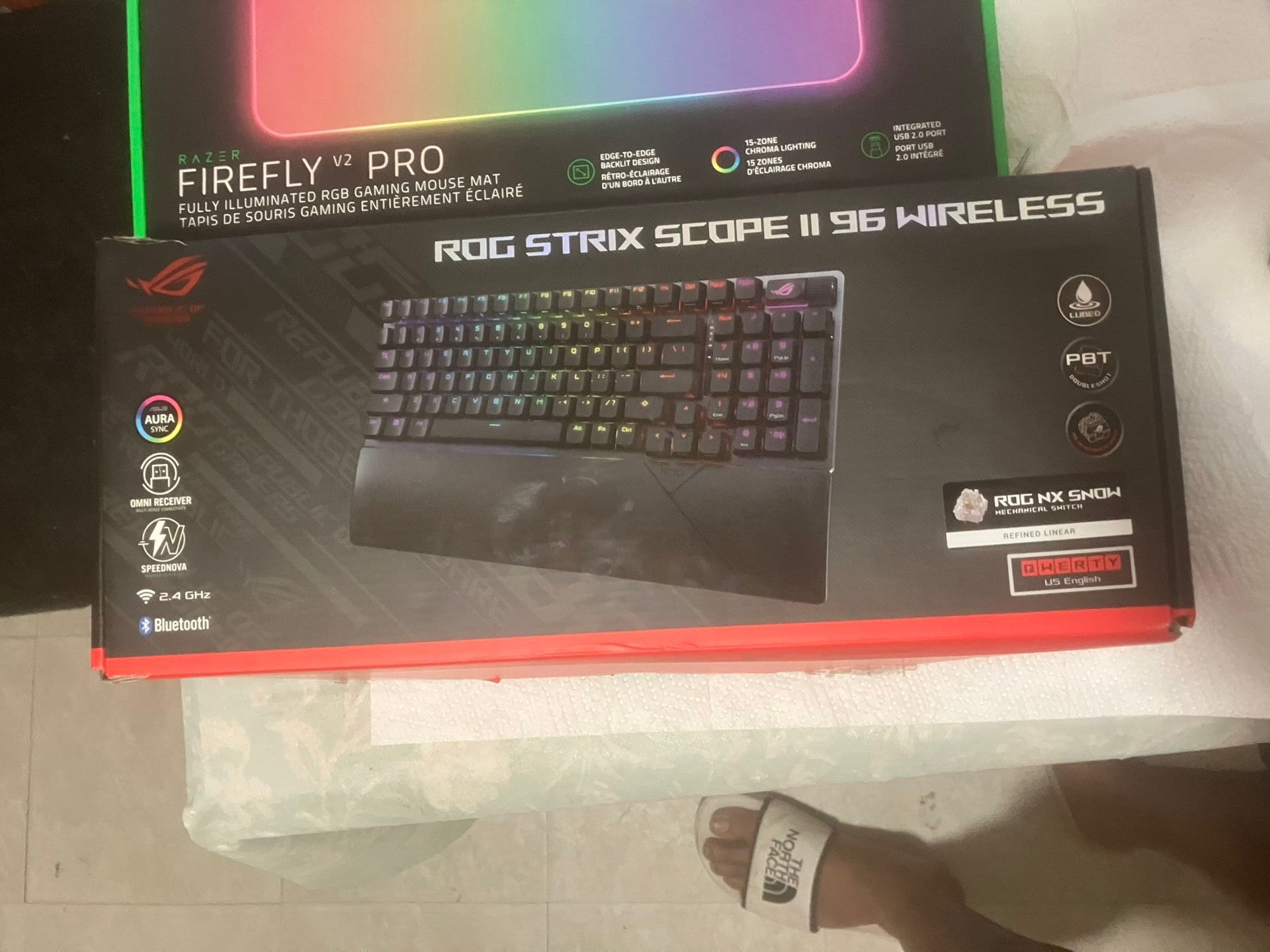 rog strix scope 2 96 Bluetooth keyboard And Firefly Mouse Pad