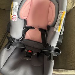 Babytrend car seat with newborn insert