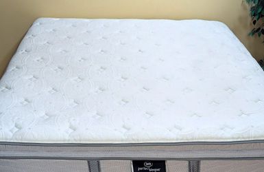 Se,rta Perfect Sleeper 15 inch Ki,ng Size m,attress (Ridgemont model). Free same-day delivery.
