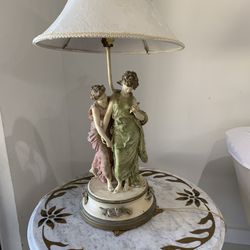 Antique Stand Dresser Lamp