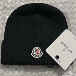 Moncler Beanie Brand New