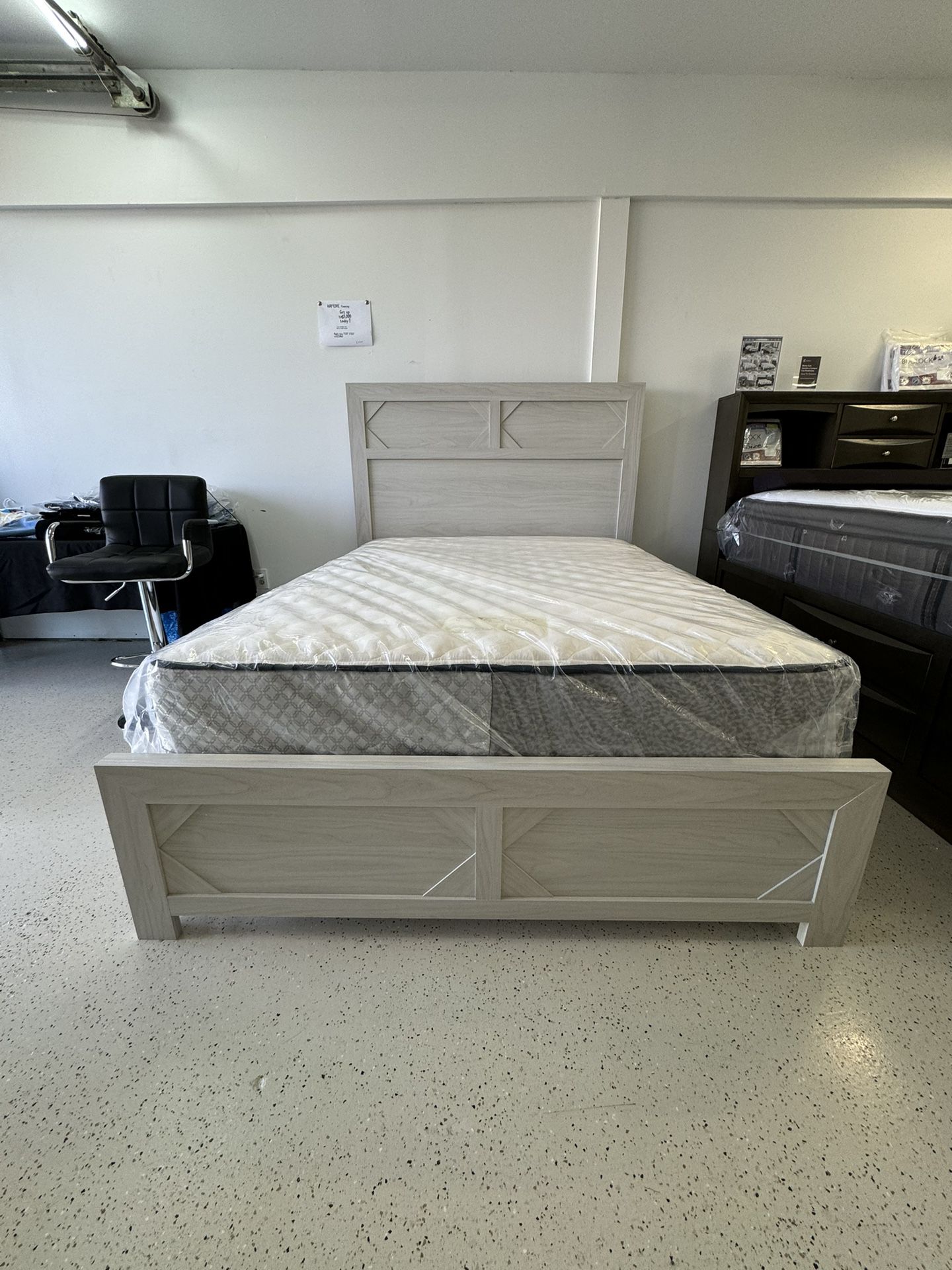 $599 Bed Mattress & Box Spring 