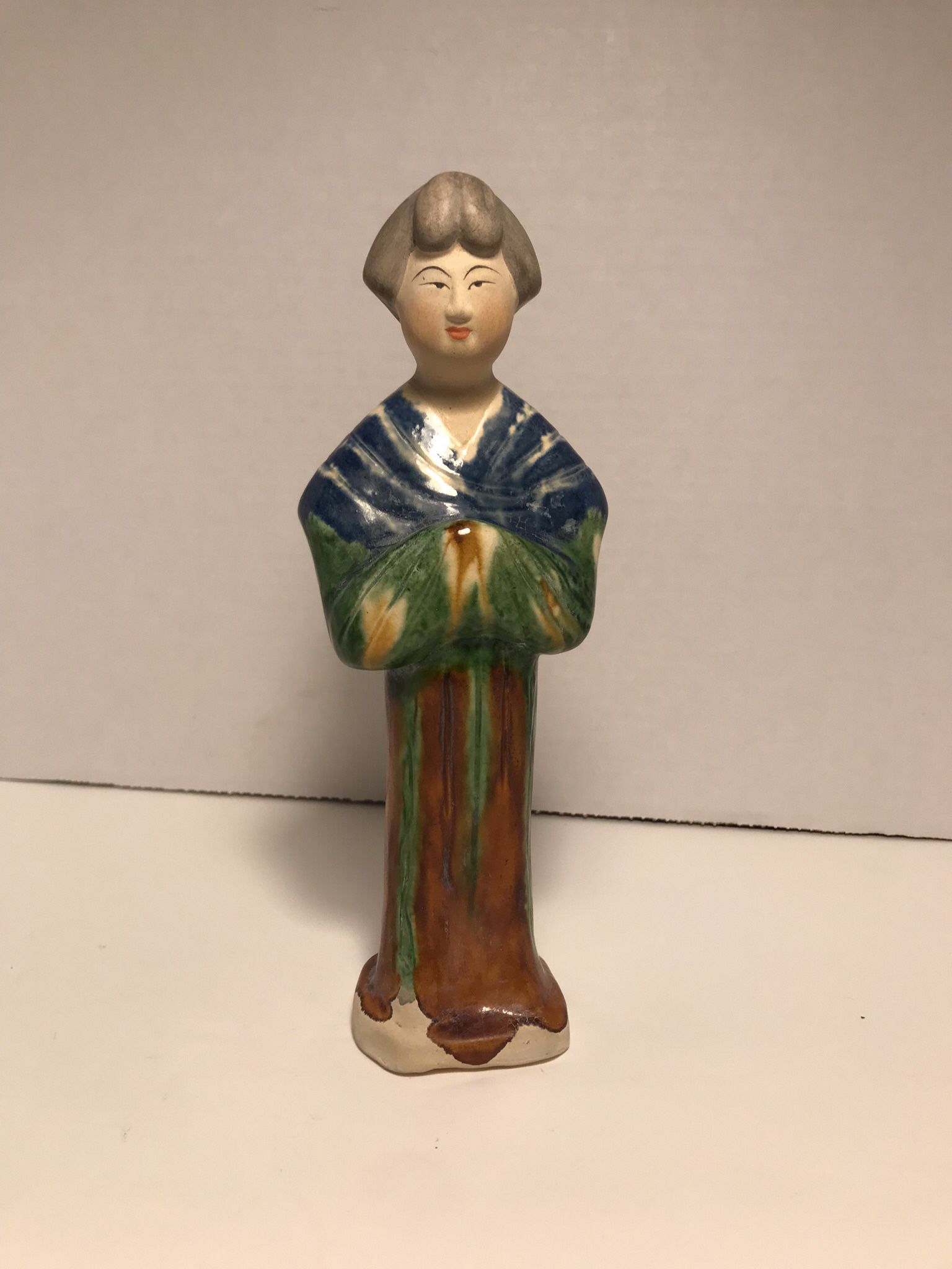 Vintage Tang Style Chinese Pottery Figurine of a Court Lady 8.5"