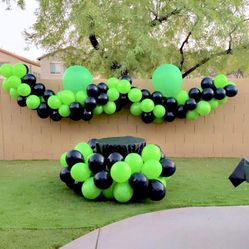Balloon Decorations for Celebrations 🎉 We instal Balloon Garlands Message us to know our prices and what we can help you in!