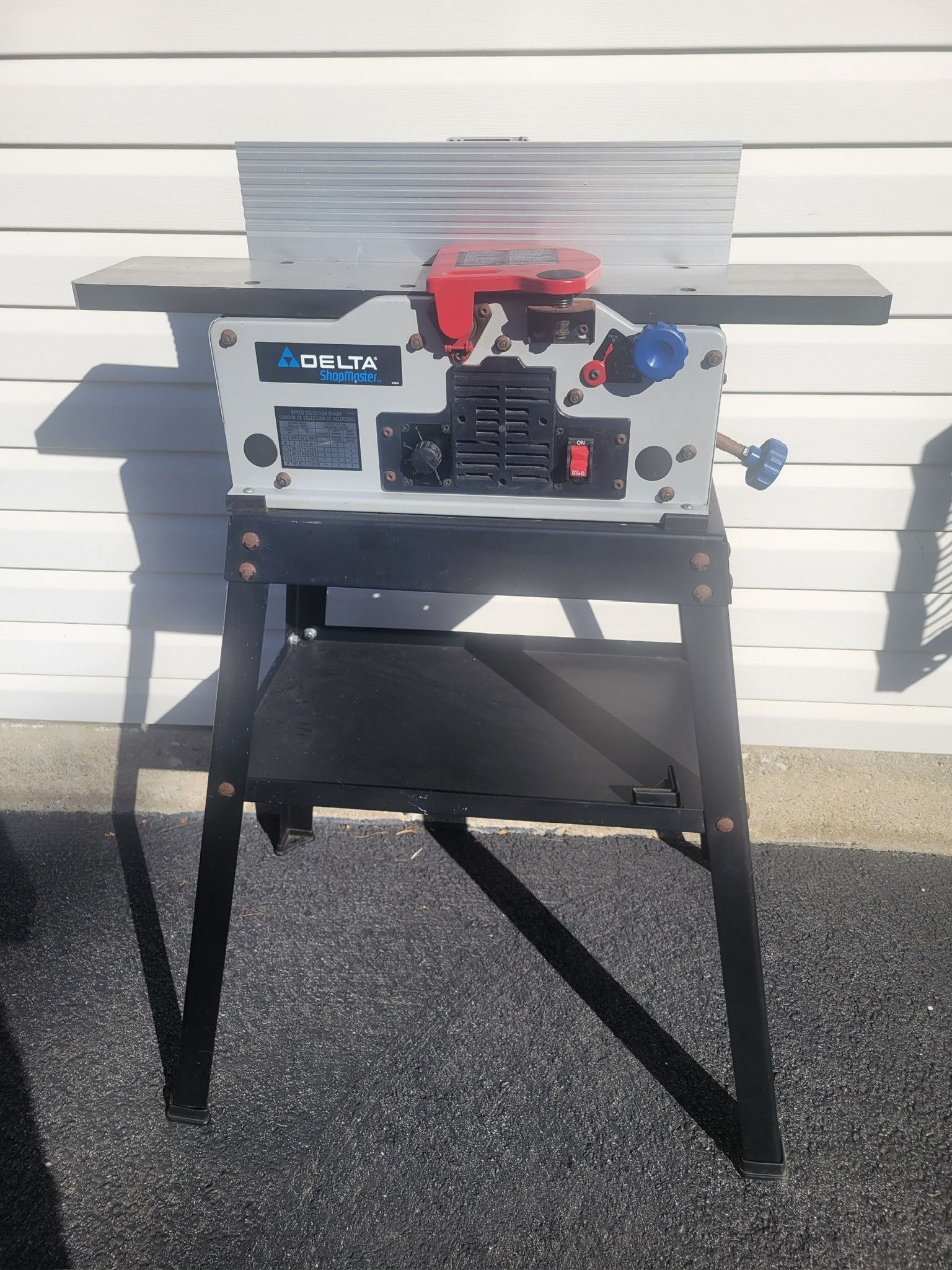 Bench top Jointer with Bench