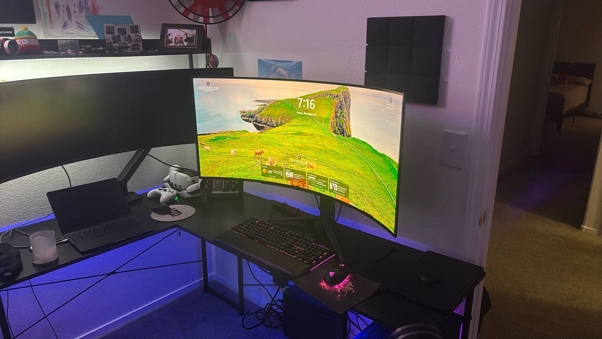 PC AND MONITOR 