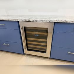 Sub-Zero DEU2450WA/R 24" Dual-Zone Wine Cooler - Like New - Chimney Rock, CO