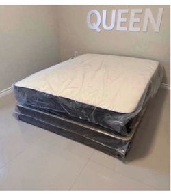 Queen Bed Set | Great Price