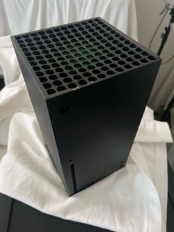 ◼️ XBOX X Box Nintendo console station  1 TB and gaming monitor