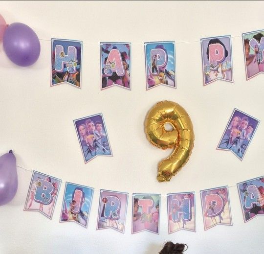 Demon Hunter Kpop Hppy Banner