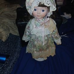 Vinatge Porcelain Doll