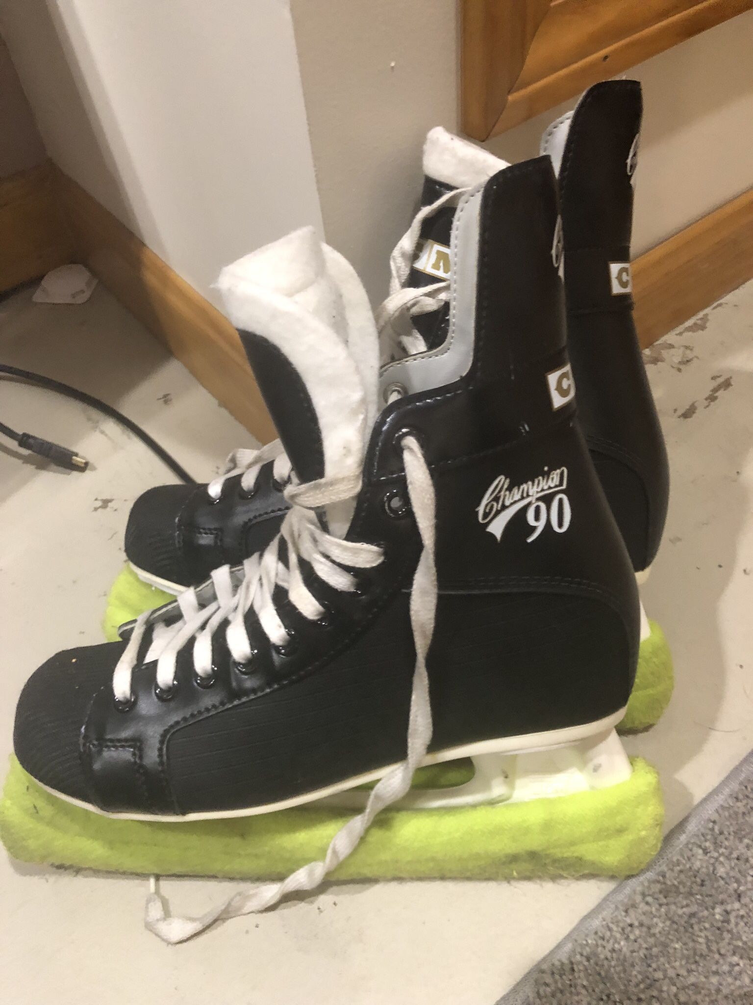CCM Men’s Hockey Skates