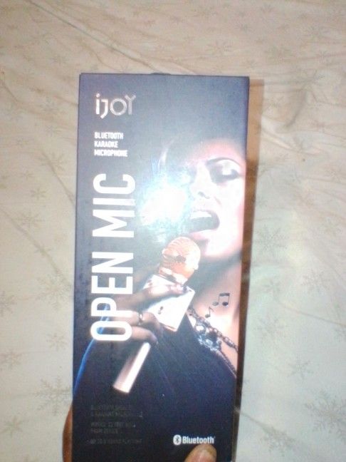 I joy Karaoke In A Box Mic