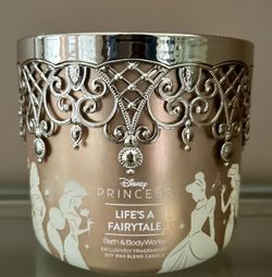 Bath and Body Works Disney Princess 3 Wick Candle Life's A Fairytale!