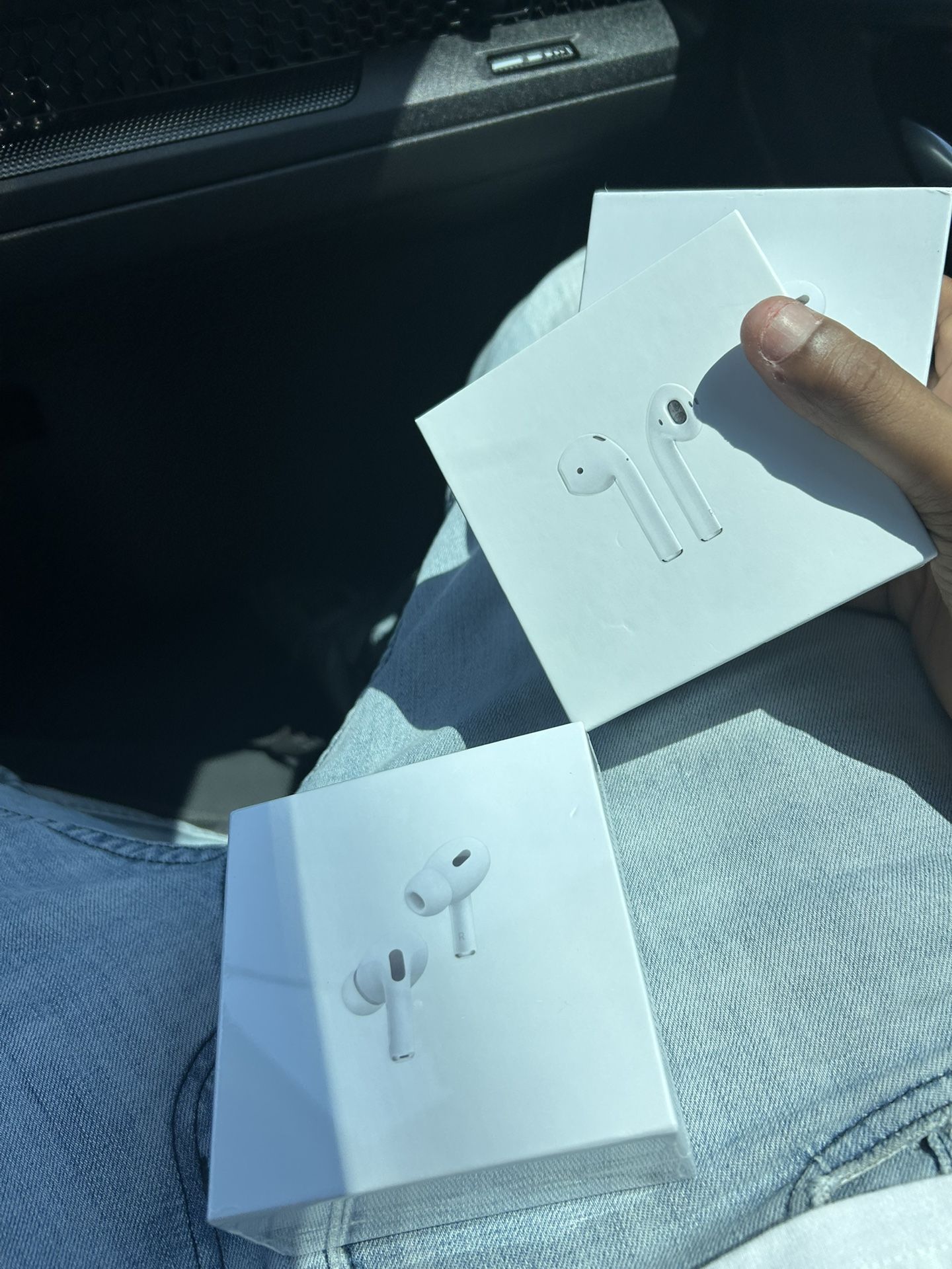 airpods pro 2 and second generation !