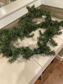 Christmas Garland 8 Ft