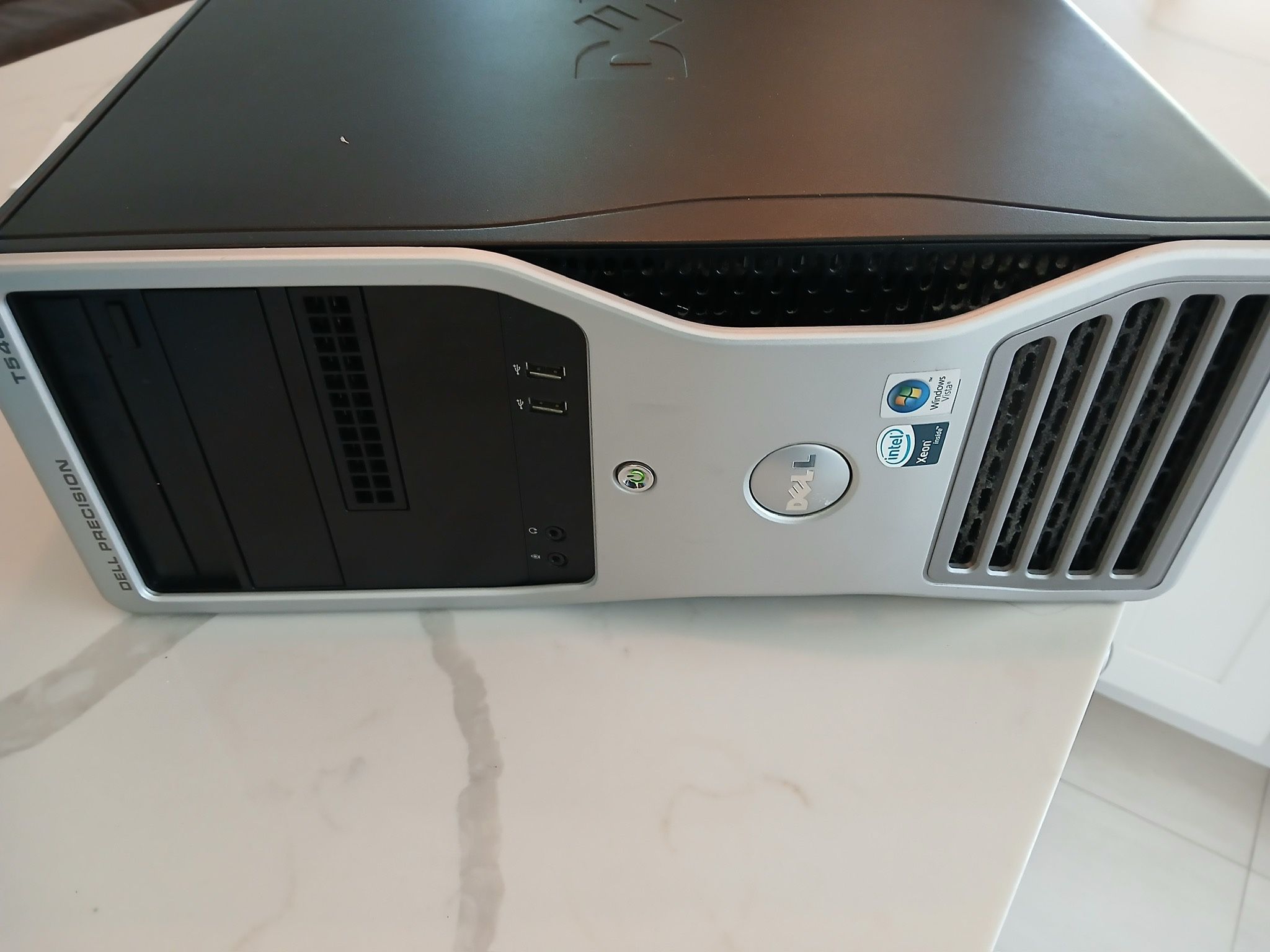 Dell Workstation Nvida Graphics & Samsung Monitor