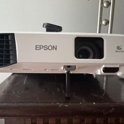 Epson Home Cinema Projector 
