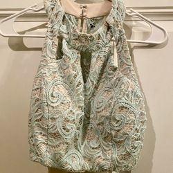 Elegant Lace Sleeveless Top In Mint Green 