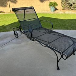 Vintage Woodard Chase Lounge Chair