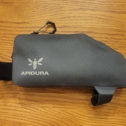 APUDURA TOP TUBE PACK FOR BICYCLE. IN MILL CREEK