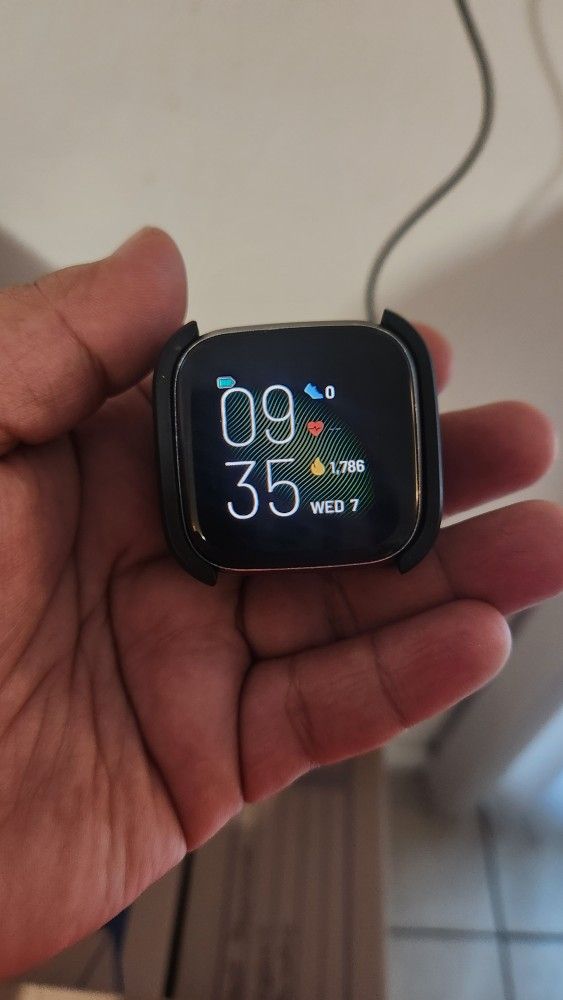 Fitbit Versa 2