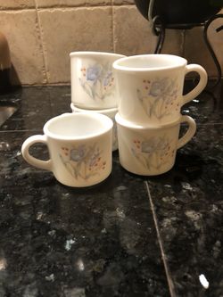 Vintage Pyrex espresso/cappuccino cups blue iris