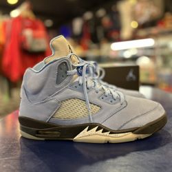 Nike Air Jordan 5 Retro UNC Size 13