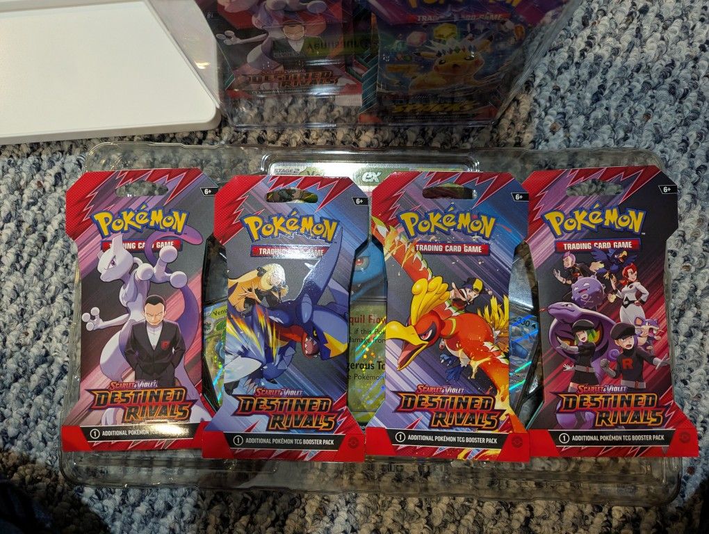 Destined Rivals Sleeved Booster Pack X4