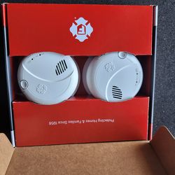2-IN- smoke &carbon monoxide alarms