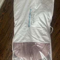 Snuggle Me TODDLER lounger 