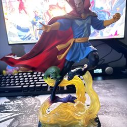 Doctor Strange Figure