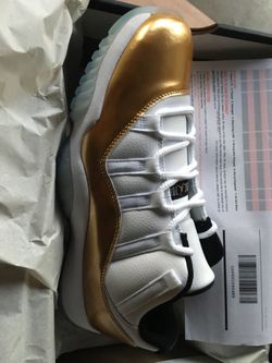Jordan 11 low size 10 ds with receipt
