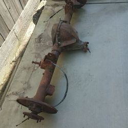 1968 Impala 12 Bolt Rear End Off A Caprice Frame $500obo