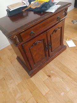 Nightstand 