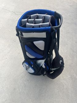 Titleist Stand bag Blue Gray And Black Very Good Condition Outside of One Zipper Threading