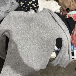 Women’s Clothes 